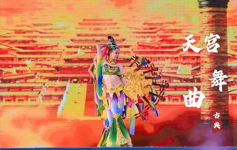 開場(chǎng)舞蹈《敦煌飛天舞》